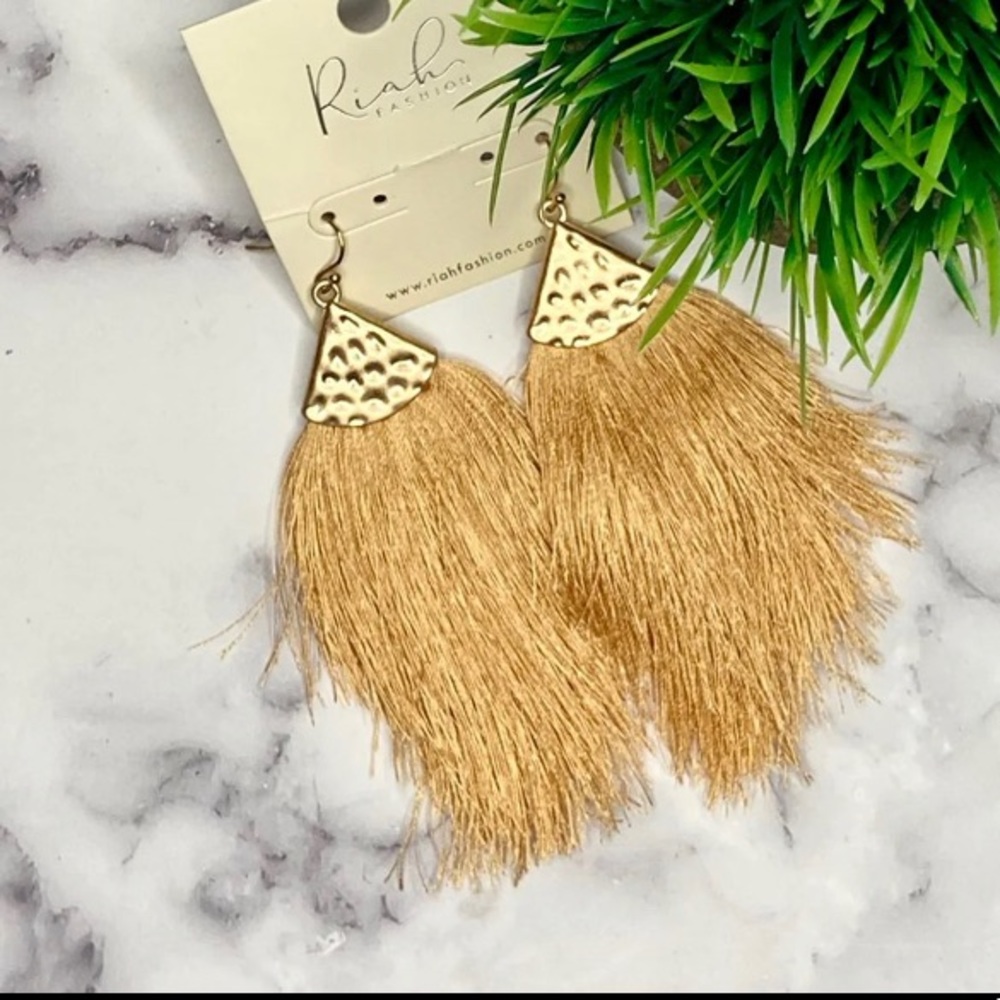 Gold Fringe Earrings Mustard Camel - Picture 4 of 4